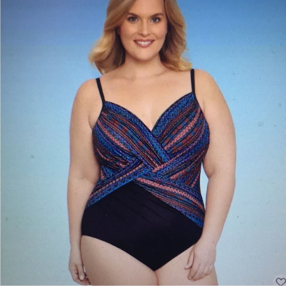 Dreamsuit Elegant Black Multi Crossover Slimming One-Piece Swimsuit – Size 18W |